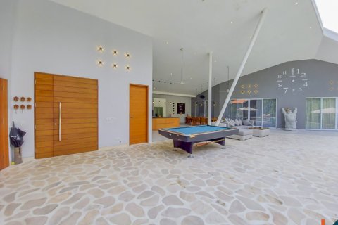 4 bedrooms Villa in Badung, Bali (11646) 18