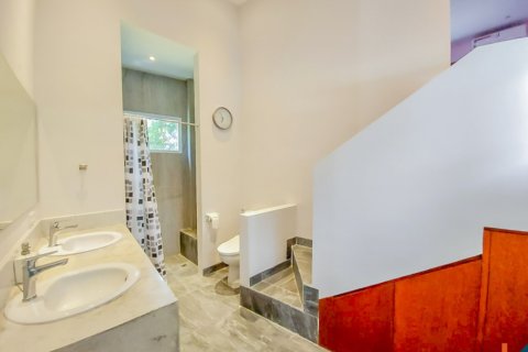 4 bedrooms Villa in Badung, Bali (11646) 20