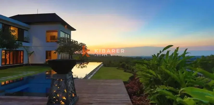 3 bedrooms Villa in Ungasan, Badung, Bali (12965)