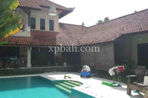 Vila 4 kamar tidur di Nusa Dua, Badung, Bali (940)