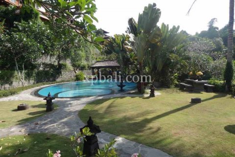 32 bedrooms Villa in Gianyar, Bali (941) 6