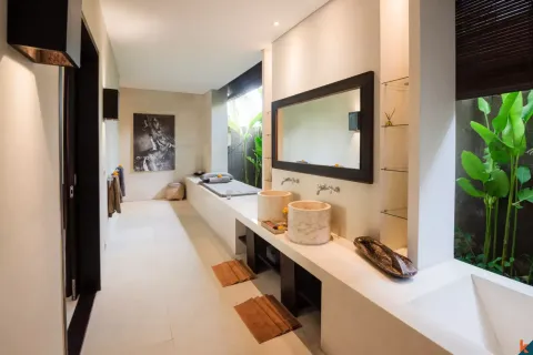 4 bedrooms Villa in Tibubeneng, Badung, Bali (11248) 19