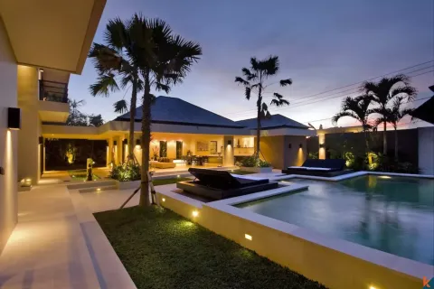 4 bedrooms Villa in Tibubeneng, Badung, Bali (11248) 2