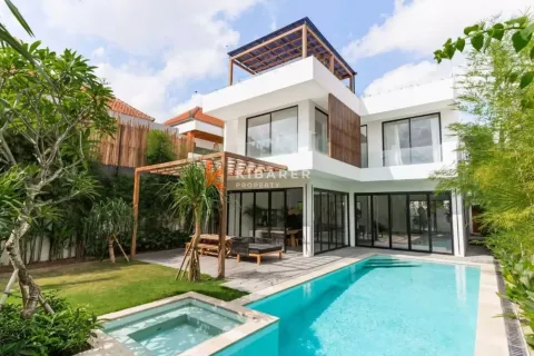Vila 3 kamar tidur di Pererenan, Mengwi, Badung, Bali (12524)