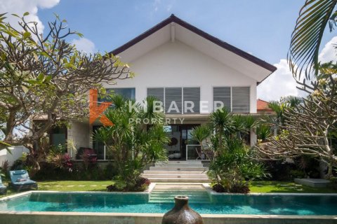 Vila 4 kamar tidur di Badung, Bali (12521)