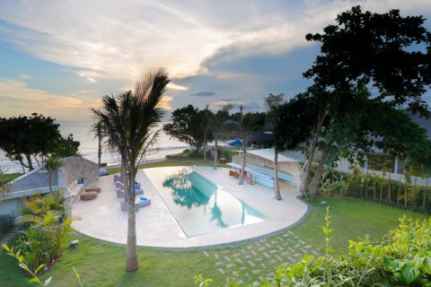 Vila 4 kamar tidur di Nusa Lembongan, Klungkung, Bali (9177)