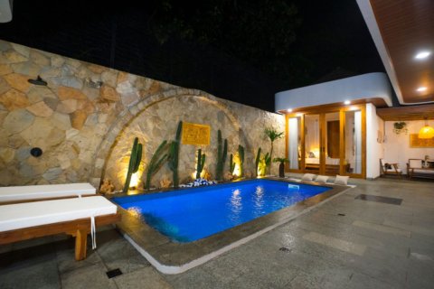 Vila 7 kamar tidur di Nusa Dua, Badung, Bali (9181)