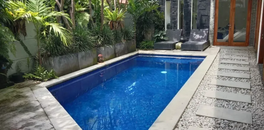 4 bedrooms Villa in Tibubeneng, Badung, Bali (11179)