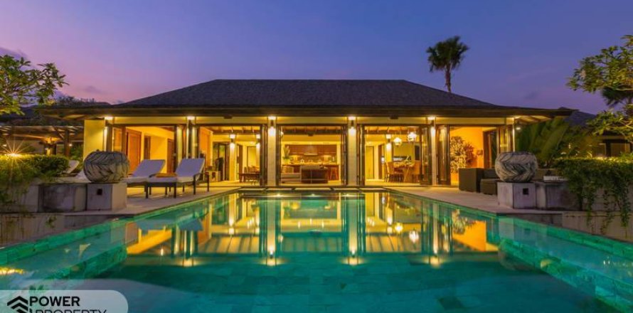 6 bedrooms Villa in Jimbaran, Badung, Bali (10613)