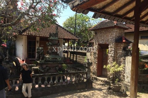 Vila 3 kamar tidur di Kuta, Badung, Bali (1011)