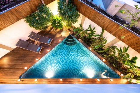 Vila 4 kamar tidur di Seminyak, Badung, Bali (1927)
