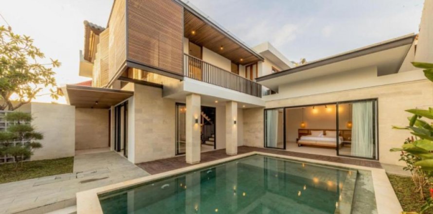 4 bedrooms Villa in Seminyak, Badung, Bali (1413)