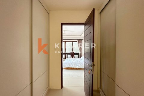 Vila 4 kamar tidur di Tibubeneng, Badung, Bali (13833) 10