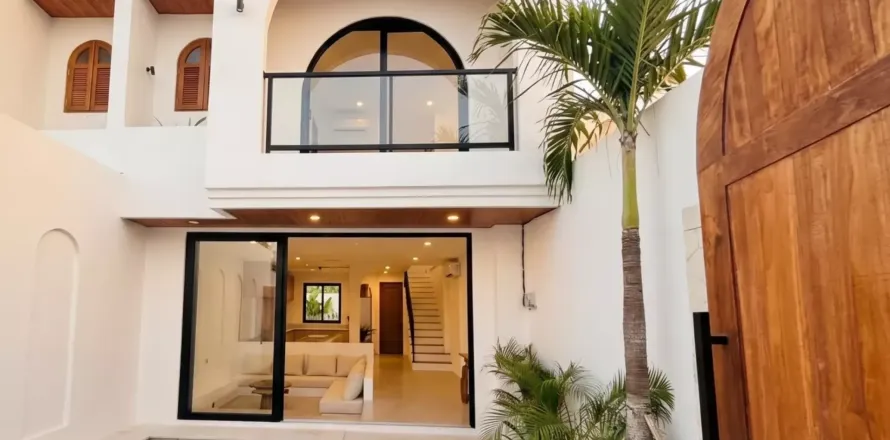 2 bedrooms Villa in Tumbak Bayuh, Mengwi, Badung, Bali (10870)