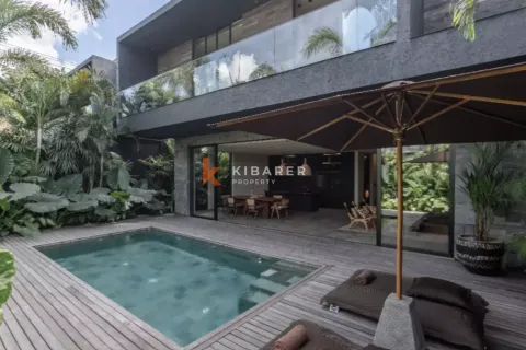 Vila 4 kamar tidur di Tibubeneng, Badung, Bali (12681)