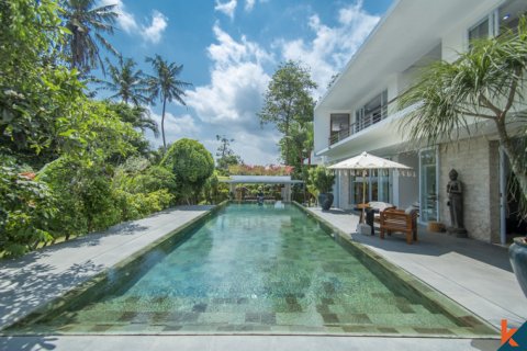 Vila 6 kamar tidur di Tumbak Bayuh, Mengwi, Badung, Bali (11602)