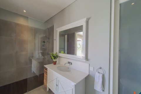 3 bedrooms Villa in Tibubeneng, Badung, Bali (11600) 24