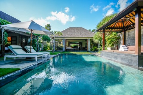 Vila 3 kamar tidur di Seminyak, Badung, Bali (11601)