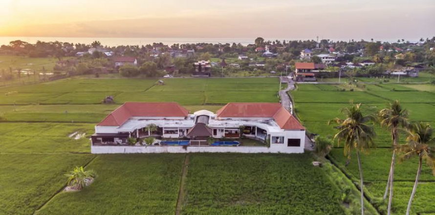 3 bedrooms Villa in Lovina, Anturan, Buleleng, Bali (5900)