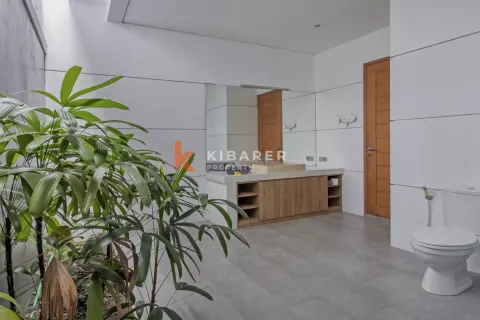 3 bedrooms Villa in Badung, Bali (13353) 25