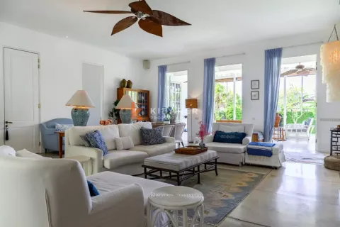 3 bedrooms Villa in Canggu, Badung, Bali (13351) 4