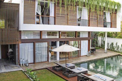 Vila 5 kamar tidur di Canggu, Badung, Bali (1325)