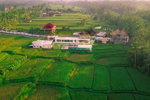 Vila 5 kamar tidur di Ubud, Gianyar, Bali (1322)