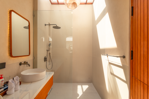 300m2 Villa in Kerobokan, Badung, Bali (10504) 22