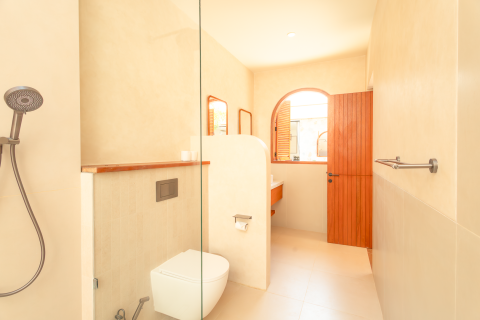 300m2 Villa in Kerobokan, Badung, Bali (10504) 25