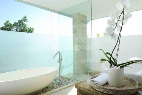 Vila 4 kamar tidur di Kuta Selatan, Badung, Bali (5855)