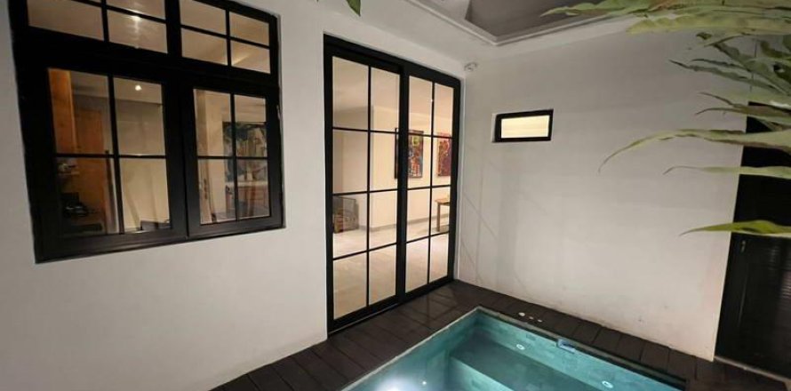 3 bedrooms Villa in Seminyak, Badung, Bali (10138)