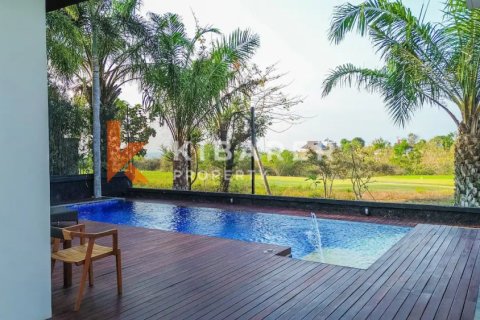 Vila 4 kamar tidur di Pecatu, Badung, Bali (13598)