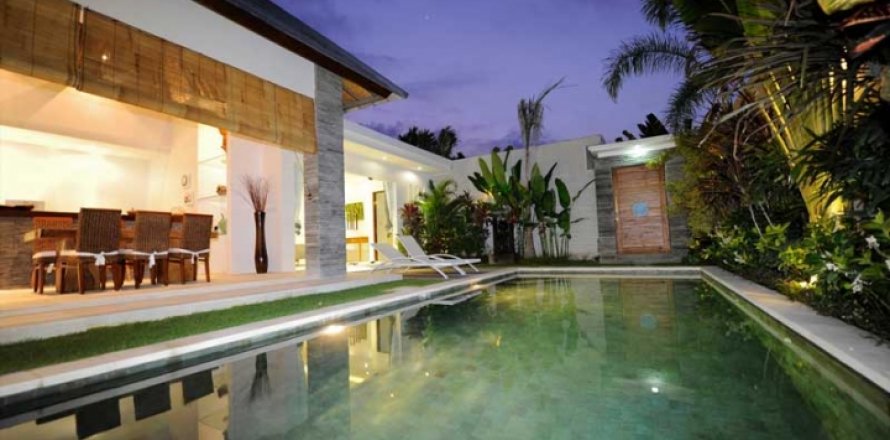 4 bedrooms Villa in Seminyak, Badung, Bali (1837)