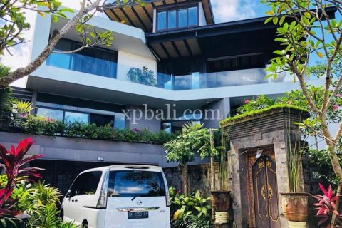 Vila 3 kamar tidur di Kuta Selatan, Badung, Bali (5961)