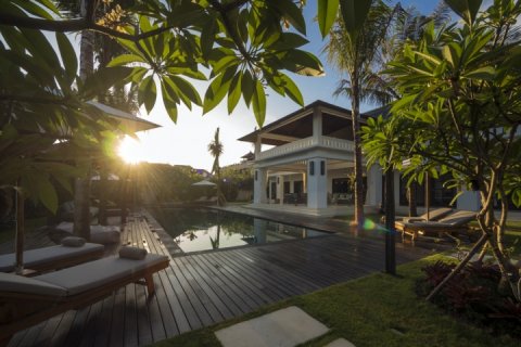 Vila 3 kamar tidur di Seminyak, Badung, Bali (1262)