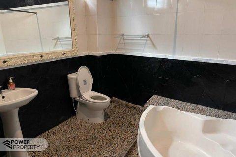 4 bedrooms Villa in Denpasar, Bali (5221) 13