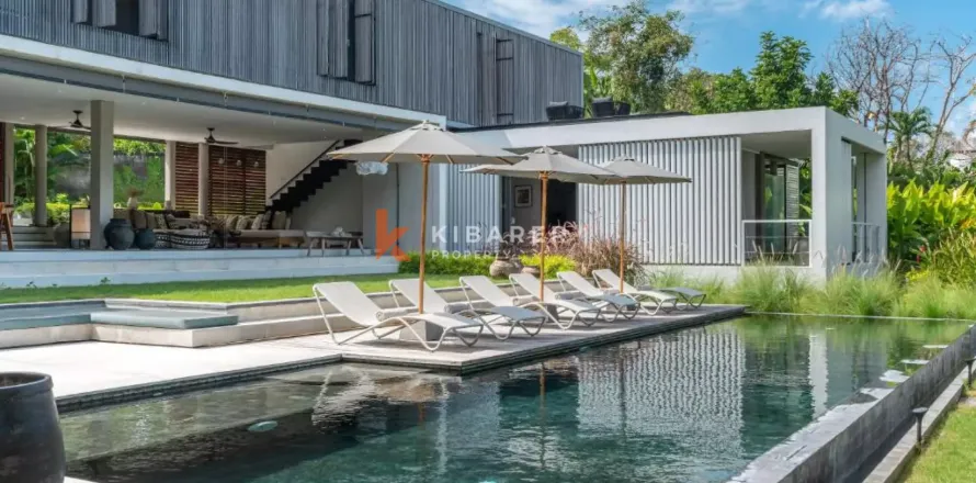 4 bedrooms Villa in Badung, Bali (12340)