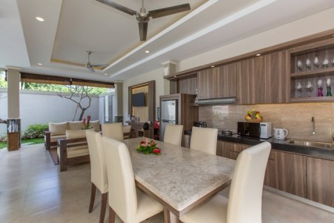 4 bedrooms Villa in Canggu, Badung, Bali (1747) 10