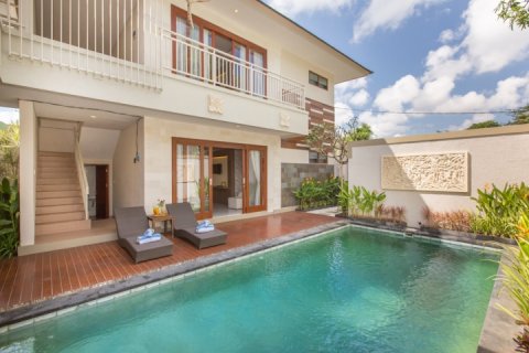Vila 4 kamar tidur di Canggu, Badung, Bali (1747)