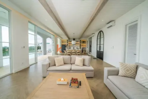 4 bedrooms Villa in Ungasan, Badung, Bali (13842) 3