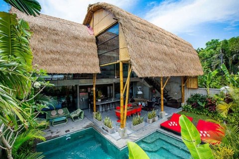 Vila 4 kamar tidur di Seminyak, Badung, Bali (1536)