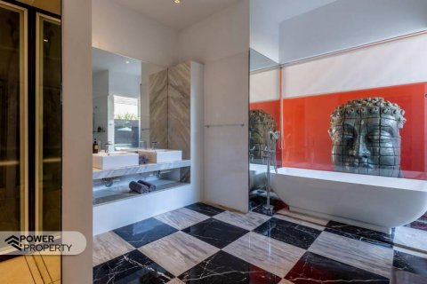 Vila 5 kamar tidur di Seminyak, Badung, Bali (5763)