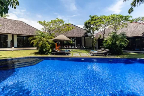 3 bedrooms Villa in Badung, Bali (13454) 2