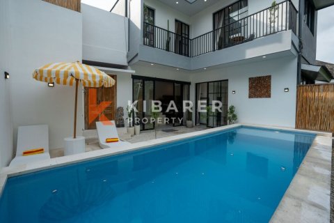 Vila 3 kamar tidur di Tibubeneng, Badung, Bali (13459)