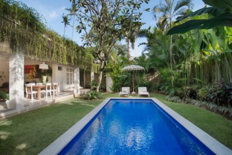 Vila 6 kamar tidur di Seminyak, Badung, Bali (1392)