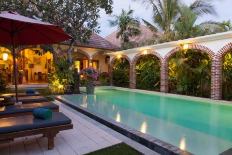 Vila 3 kamar tidur di Seminyak, Badung, Bali (1479)