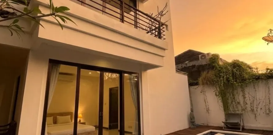 4 bedrooms Villa in Seminyak, Badung, Bali (11027)