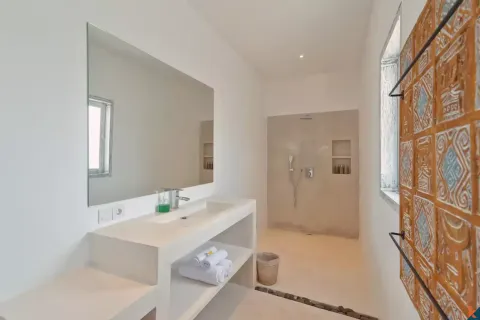 6 bedrooms Villa in Tumbak Bayuh, Mengwi, Badung, Bali (11024) 24