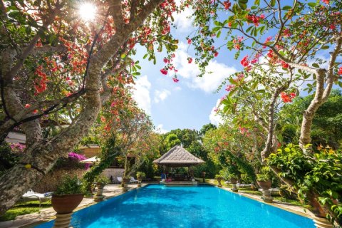 Vila 7 kamar tidur di Nusa Dua, Badung, Bali (1163)