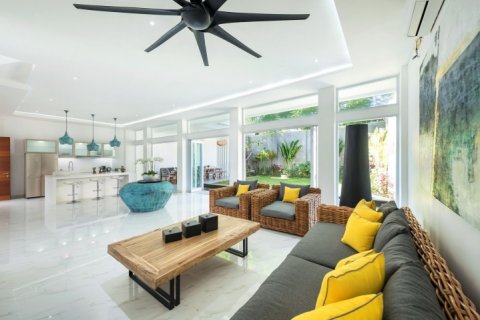 4 bedrooms Villa in South Kuta, Badung, Bali (1485) 4